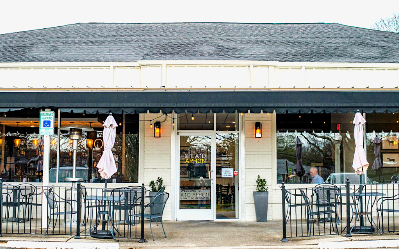 An exterior shot of a beloved restaurant located in Bearden